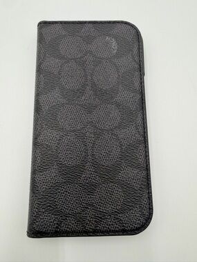NIB Coach Signature Canvas Wallet Folio iPhone 16